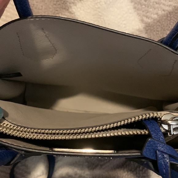 Michael Kors Blue Mini Crossbody Bag! - Picture 4 of 6